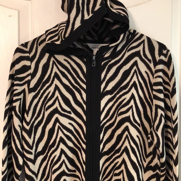 Exclusively Misook Zebra Animal Print Hooded Zipper Cardigan Size Small - Picture 2 of 7